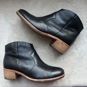 Kork-Ease Casper Black Leather Chelsea Distressed Ankle Boot Booties Women 7 M‎